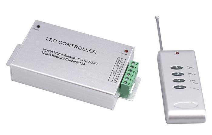 Контроллер RGB ZC-2000RC 12V 3x4A=144Вт (RF)