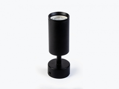 Накладной светильник LEDS POWER GU-103B из серии SPOT представляет собой современное решение для потолочного освещения. Он выполнен в стильном черном цвете, что позволяет ему гармонично вписываться в любой интерьер. Светильник изготовлен из алюминия, что
